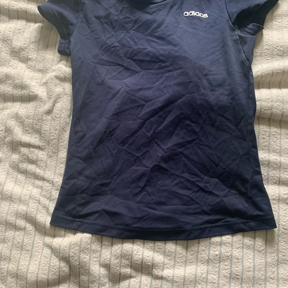 Adidas gym/workout shirt - Picture 2 of 2